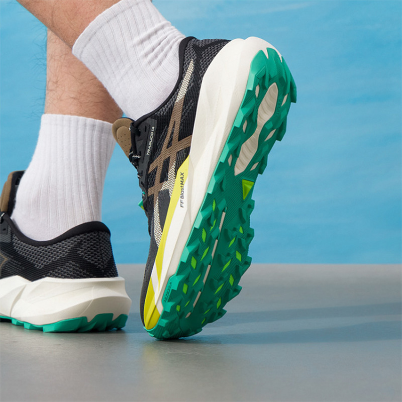Asics  Men TRABUCO 14 Black Br - огляд і ціна Men'S Shoes Yellow And Black