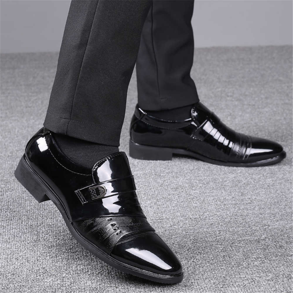 Low Heel Medium Heels Man's Bl - огляд і ціна Men'S Shoes Yellow And Black
